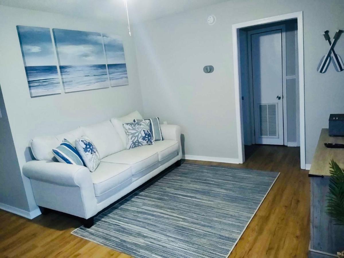 White Sand Getaway Steps From Beach Gulfport Buitenkant foto
