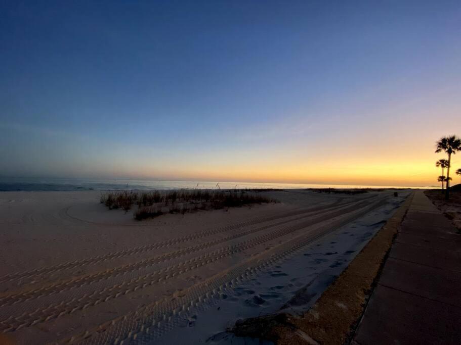 White Sand Getaway Steps From Beach Gulfport Buitenkant foto